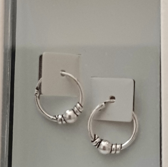 I AM STERLING SILVER BOHEMIAN 1/2 INCH ETCHED HOOP - Picture 1 of 4